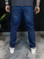 Carica l&#39;immagine nel visualizzatore Galleria, Jeans Twister slim fit
